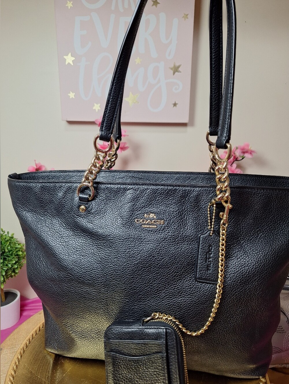 Tote Ava Chain Black Pebbled Leather COACH